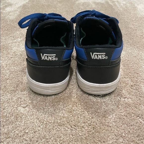 Mens Vans - Picture 4 of 7